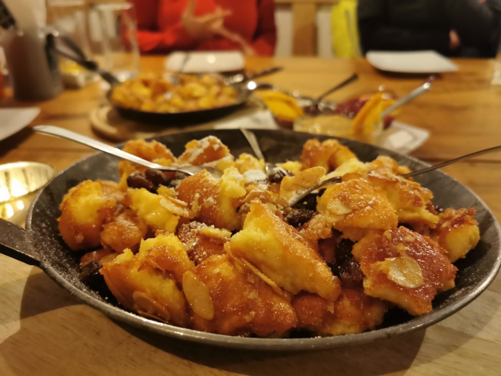 Das Original: Die Kaiserschmarrn Alm in Garmisch Partenkirchen