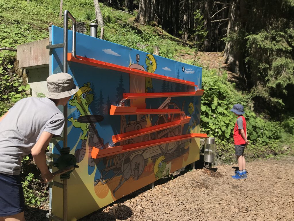 Schmidolin´s Feuertaufe - Abenteuerspielplatz am Berg für Kinder