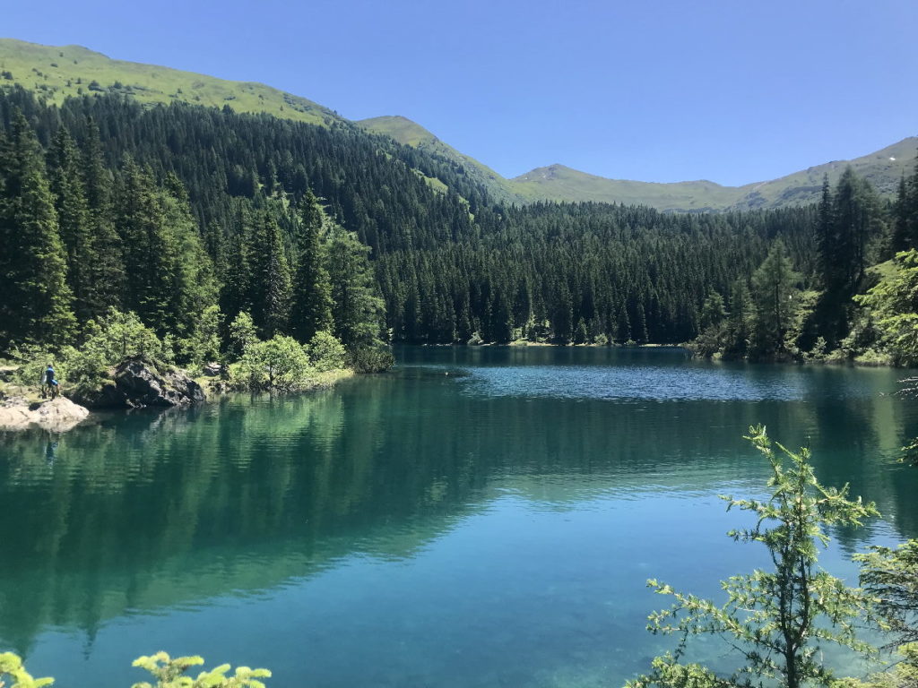 Tirol Reiseziele zum Wandern - der Obernberger See