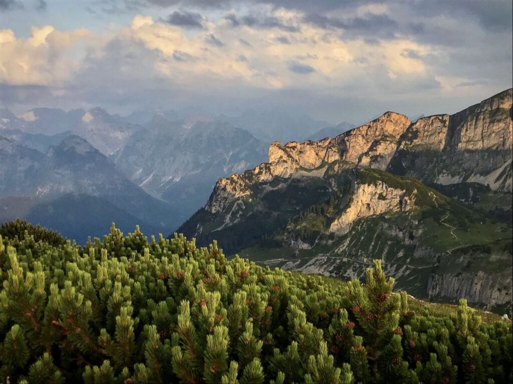 Sonnenaufgang in den Bergen: Meine Tour vom Berggasthof Rofan auf die Haidachstellwand