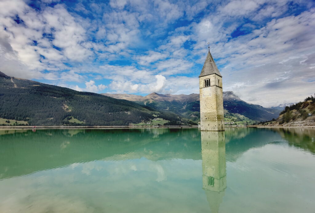 schönste Orte Südtirol - der Reschensee